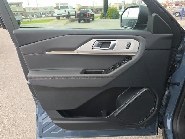 new 2025 Ford Explorer car, priced at $45,147