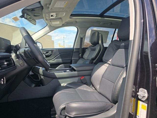 new 2025 Lincoln Aviator car, priced at $80,260