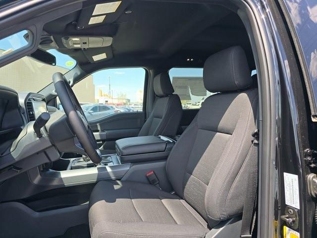 new 2025 Ford F-150 car, priced at $52,172
