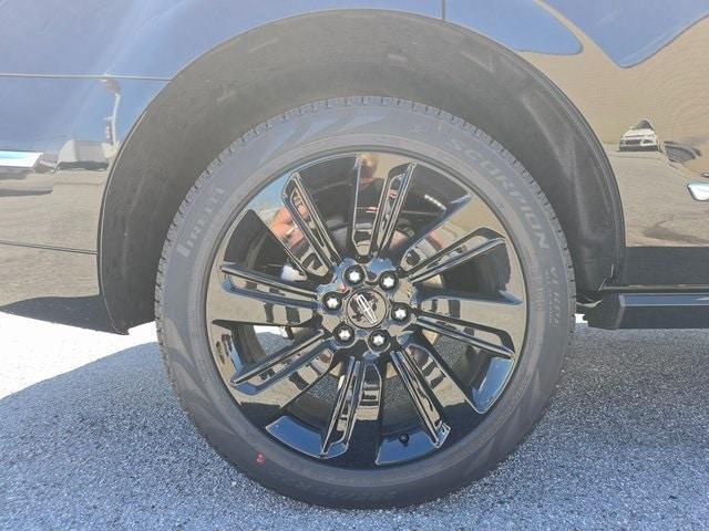 new 2024 Lincoln Navigator car, priced at $101,880