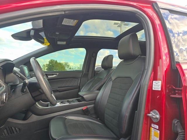 used 2023 Ford Edge car, priced at $30,500