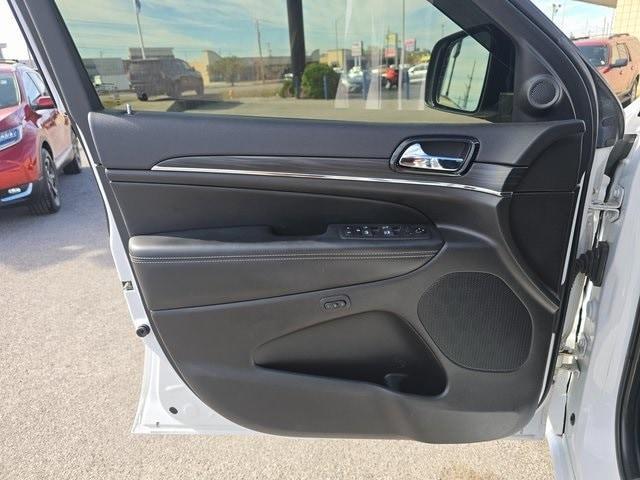 used 2021 Jeep Grand Cherokee car, priced at $25,900