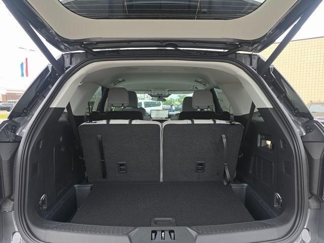 new 2025 Ford Explorer car, priced at $43,253
