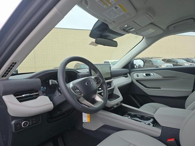 new 2025 Ford Explorer car, priced at $43,253