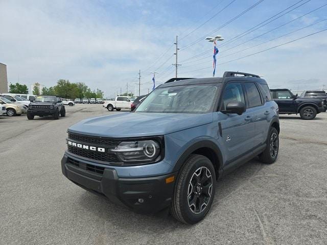 new 2025 Ford Bronco Sport car, priced at $37,159
