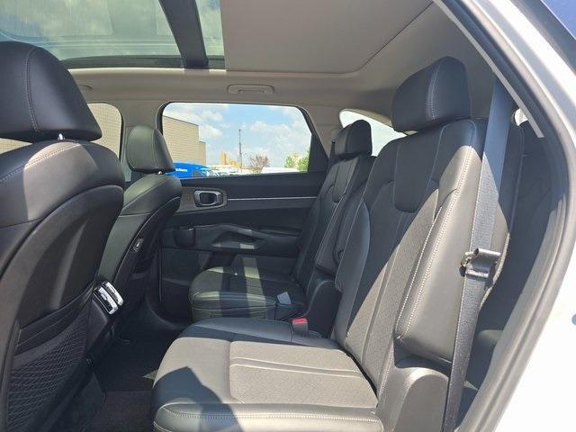used 2023 Kia Sorento car, priced at $29,400