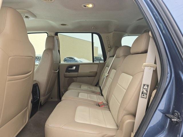 used 2004 Ford Expedition car, priced at $4,999