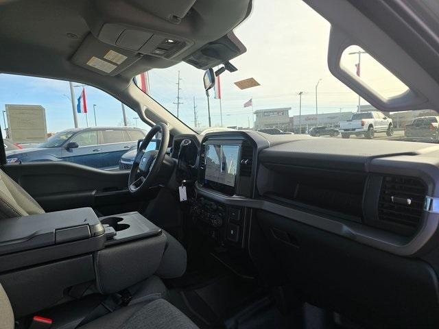 new 2025 Ford F-150 car, priced at $44,122