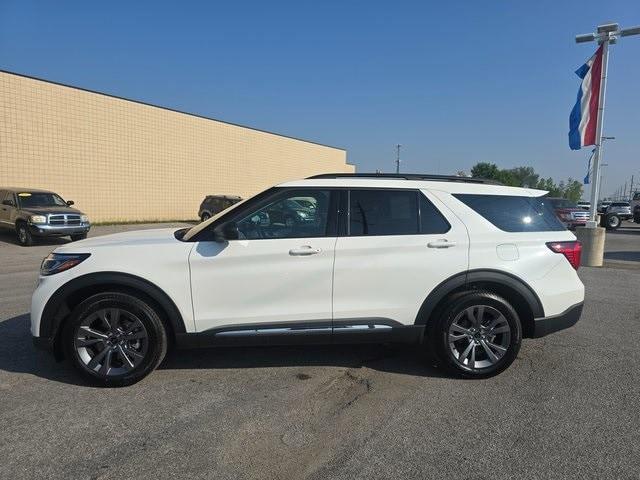 new 2025 Ford Explorer car, priced at $46,837