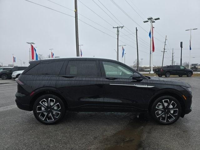 new 2025 Lincoln Nautilus car, priced at $68,305