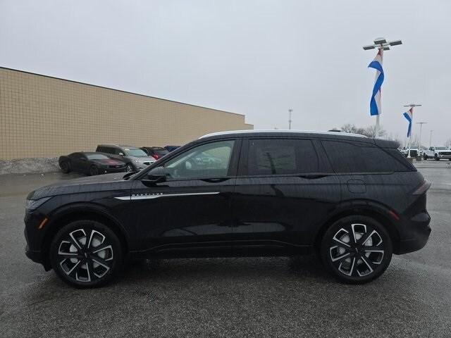 new 2025 Lincoln Nautilus car, priced at $68,305
