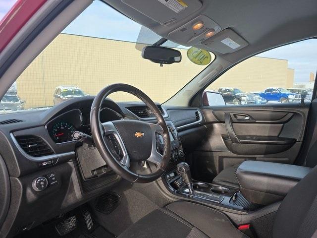 used 2015 Chevrolet Traverse car, priced at $9,999