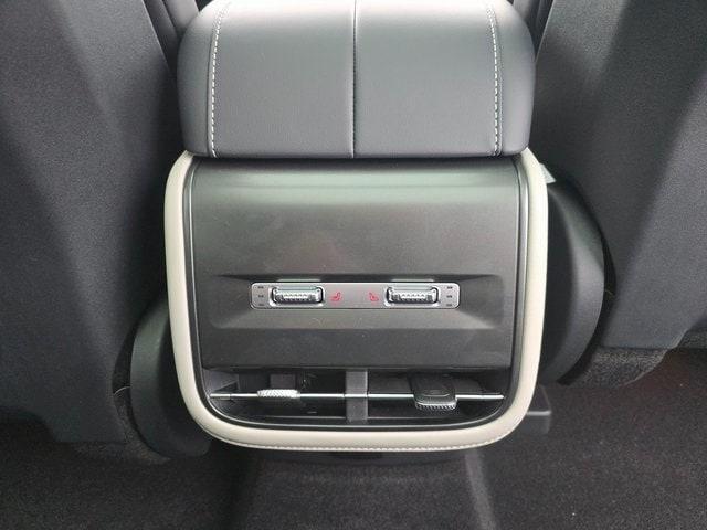 new 2025 Lincoln Nautilus car, priced at $64,600