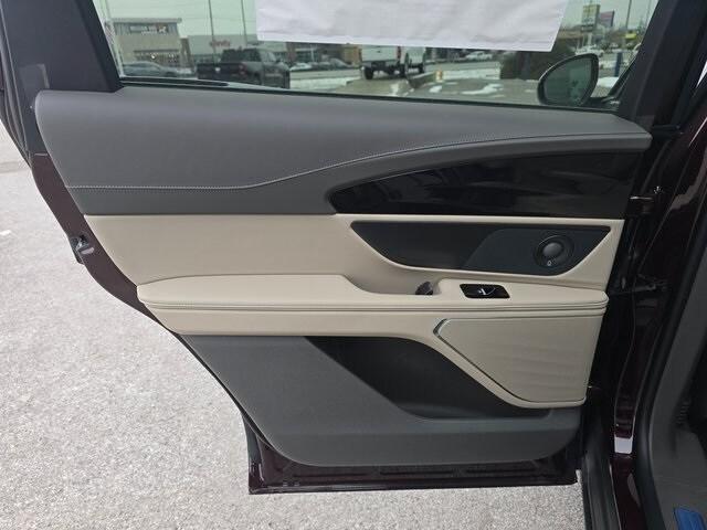 new 2025 Lincoln Nautilus car, priced at $66,455