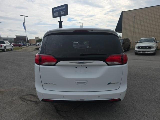 used 2020 Chrysler Pacifica Hybrid car, priced at $26,000