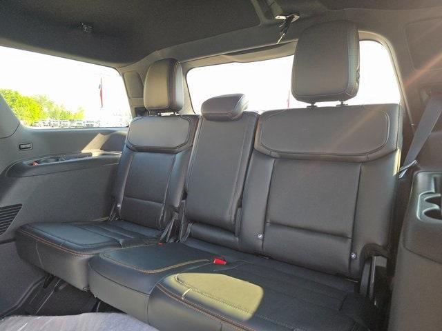 new 2025 Ford Expedition car, priced at $84,210