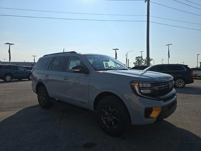 new 2025 Ford Expedition car, priced at $84,210