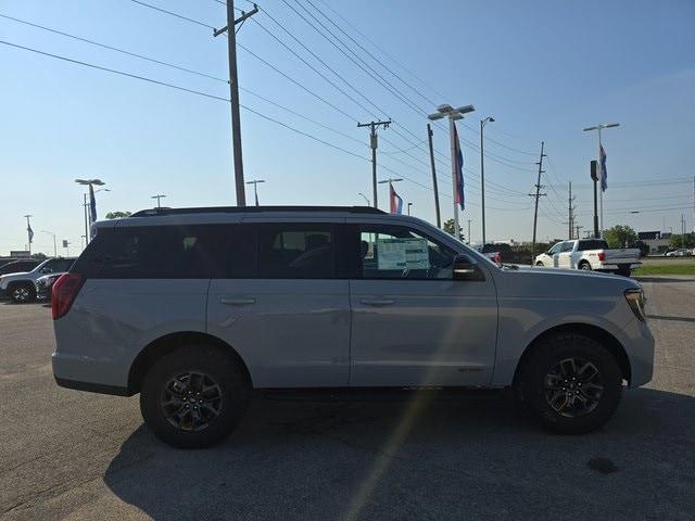 new 2025 Ford Expedition car, priced at $84,210