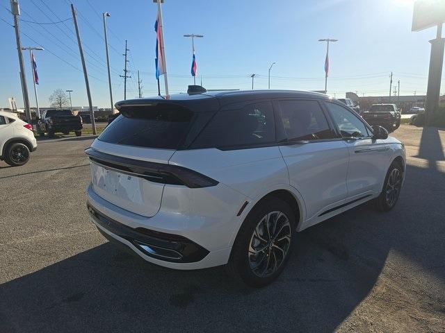 new 2025 Lincoln Nautilus car, priced at $61,825