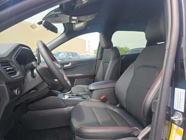 new 2025 Ford Escape car, priced at $32,007