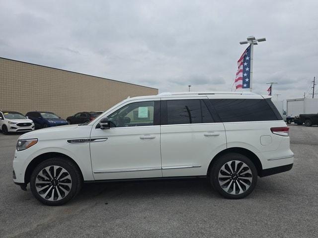 new 2024 Lincoln Navigator car, priced at $102,105