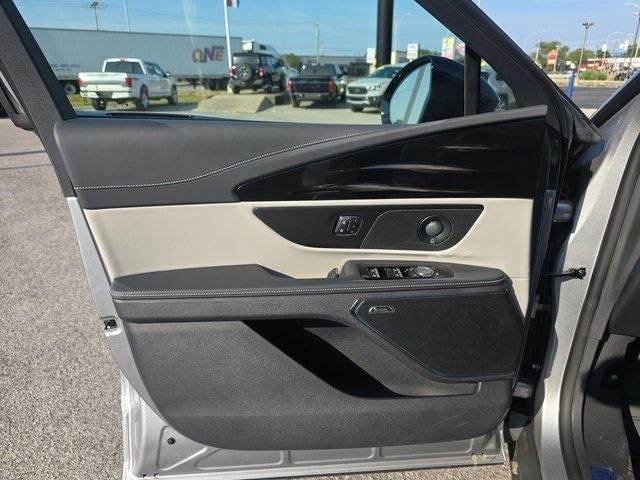 new 2025 Lincoln Nautilus car, priced at $63,965