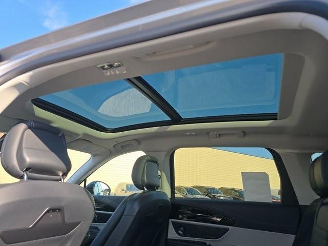 new 2025 Lincoln Nautilus car, priced at $63,965