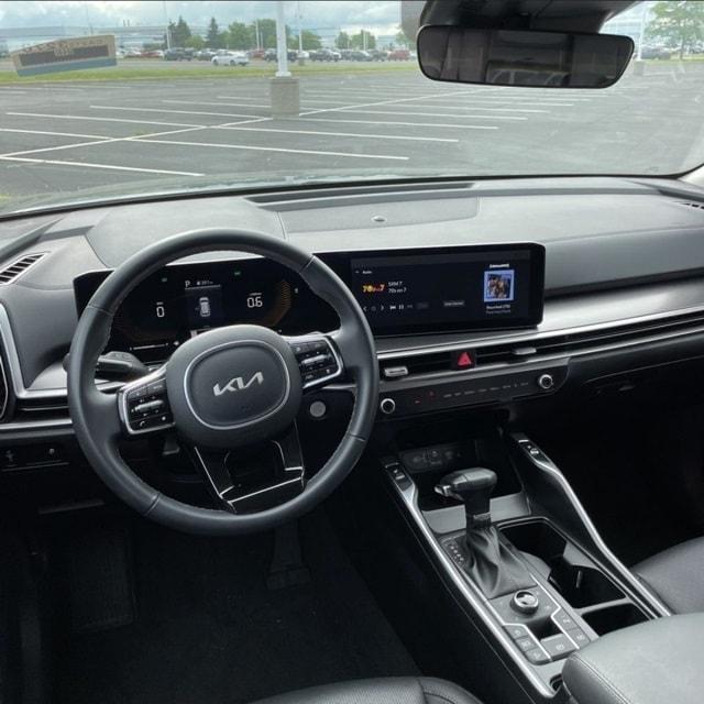 used 2024 Kia Sorento car, priced at $32,500