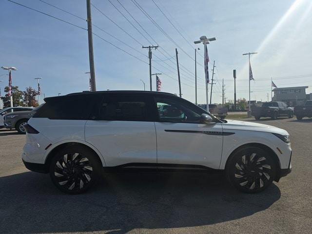 new 2024 Lincoln Nautilus car, priced at $63,600