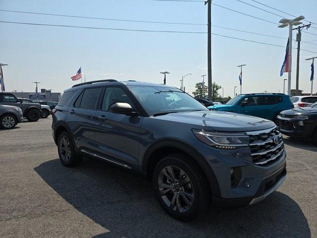 new 2025 Ford Explorer car, priced at $41,884