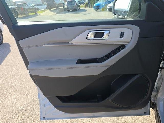 new 2026 Ford Explorer car