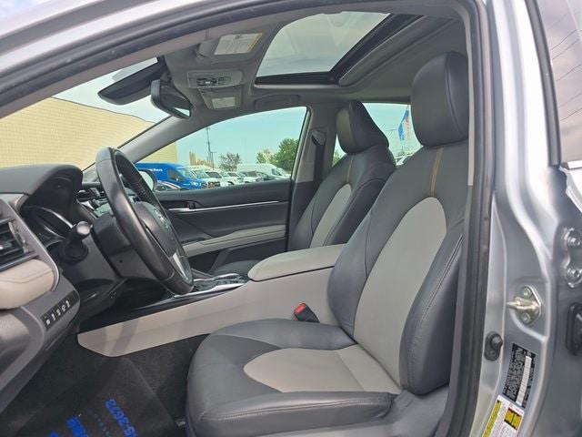 used 2020 Toyota Camry Hybrid car, priced at $22,300