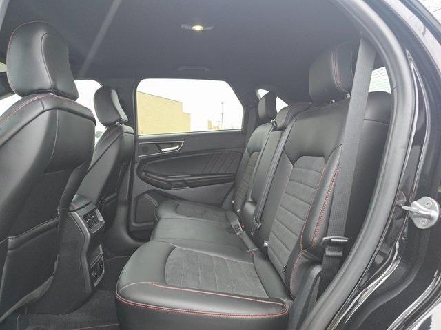 used 2022 Ford Edge car, priced at $27,500