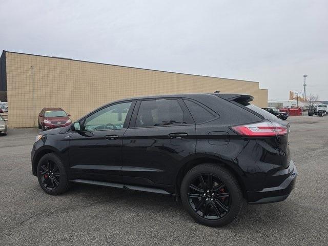 used 2022 Ford Edge car, priced at $27,500