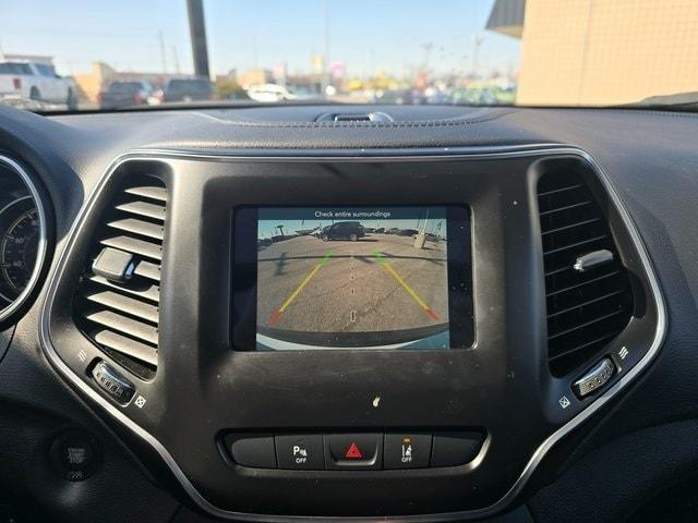used 2020 Jeep Cherokee car, priced at $19,999