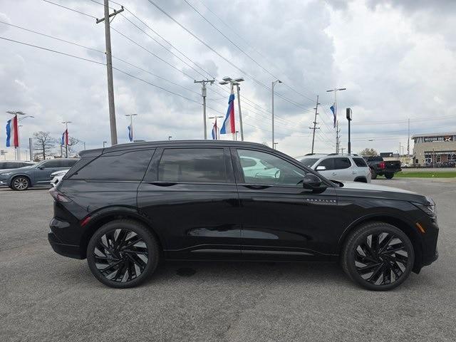 new 2025 Lincoln Nautilus car, priced at $65,600