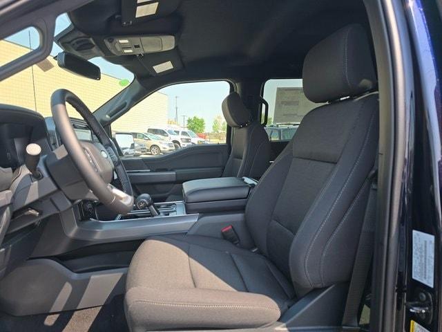new 2025 Ford F-150 car, priced at $50,470