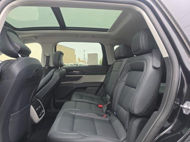new 2025 Lincoln Nautilus car, priced at $57,915