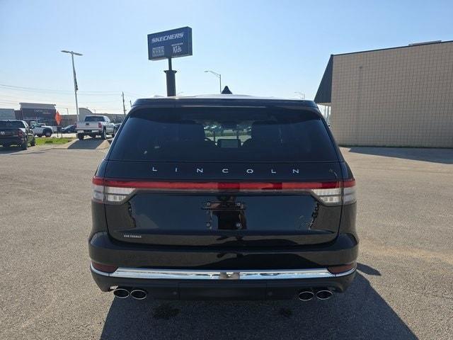 new 2025 Lincoln Aviator car, priced at $70,235