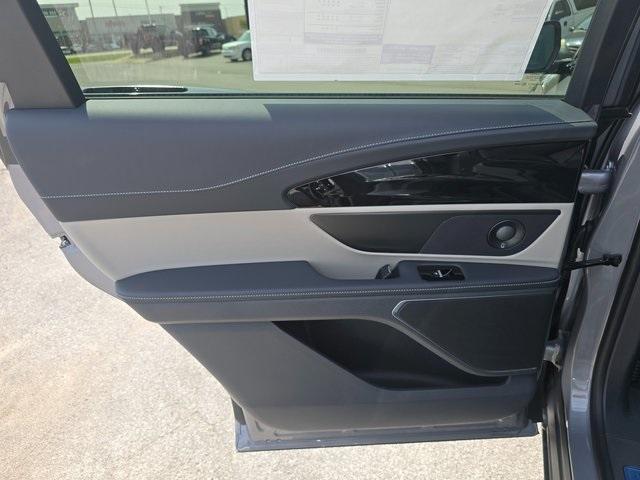 new 2025 Lincoln Nautilus car, priced at $64,715