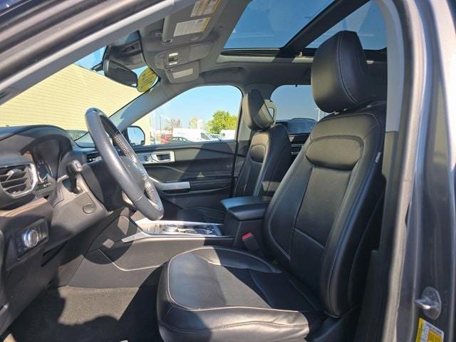 used 2022 Ford Explorer car, priced at $33,999