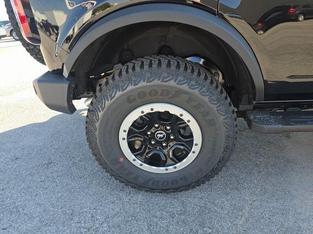 new 2024 Ford Bronco car, priced at $59,592