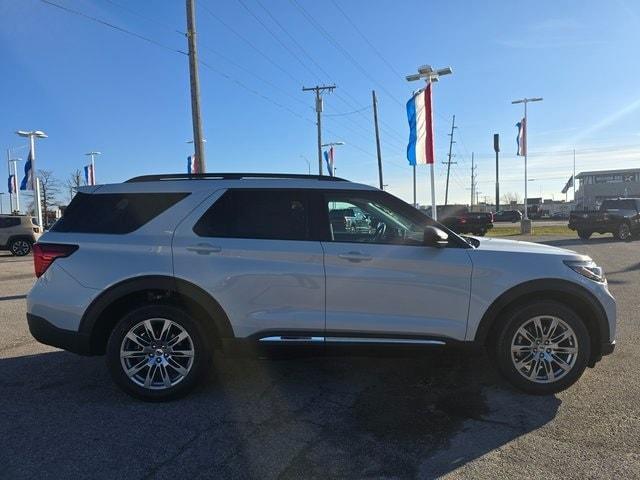 new 2025 Ford Explorer car, priced at $45,500