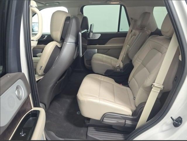 used 2022 Lincoln Navigator car, priced at $59,999