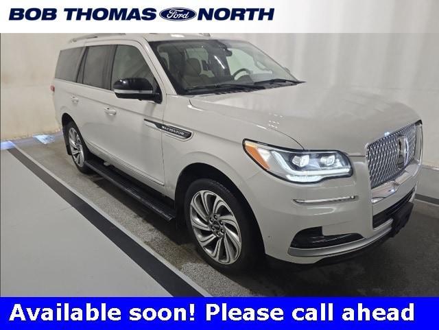 used 2022 Lincoln Navigator car