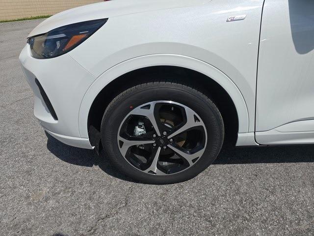 new 2025 Ford Escape car, priced at $37,500