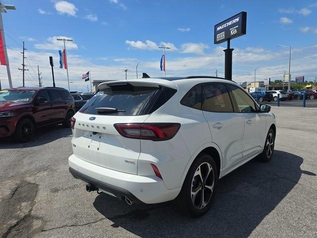 new 2025 Ford Escape car, priced at $37,500