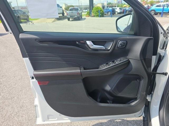 new 2025 Ford Escape car, priced at $37,500