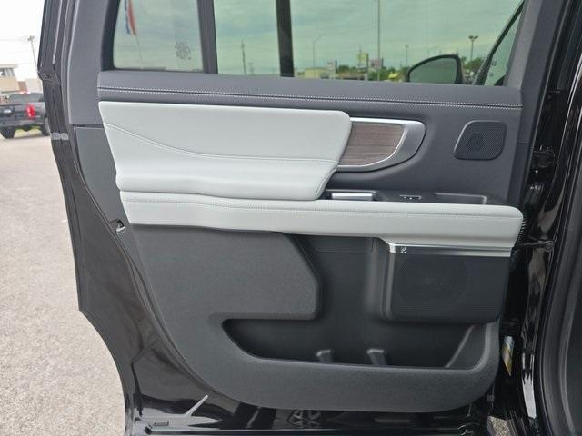 new 2025 Ford Expedition Max car, priced at $90,995