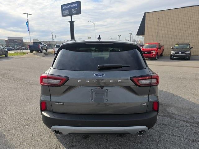 new 2025 Ford Escape car, priced at $39,554